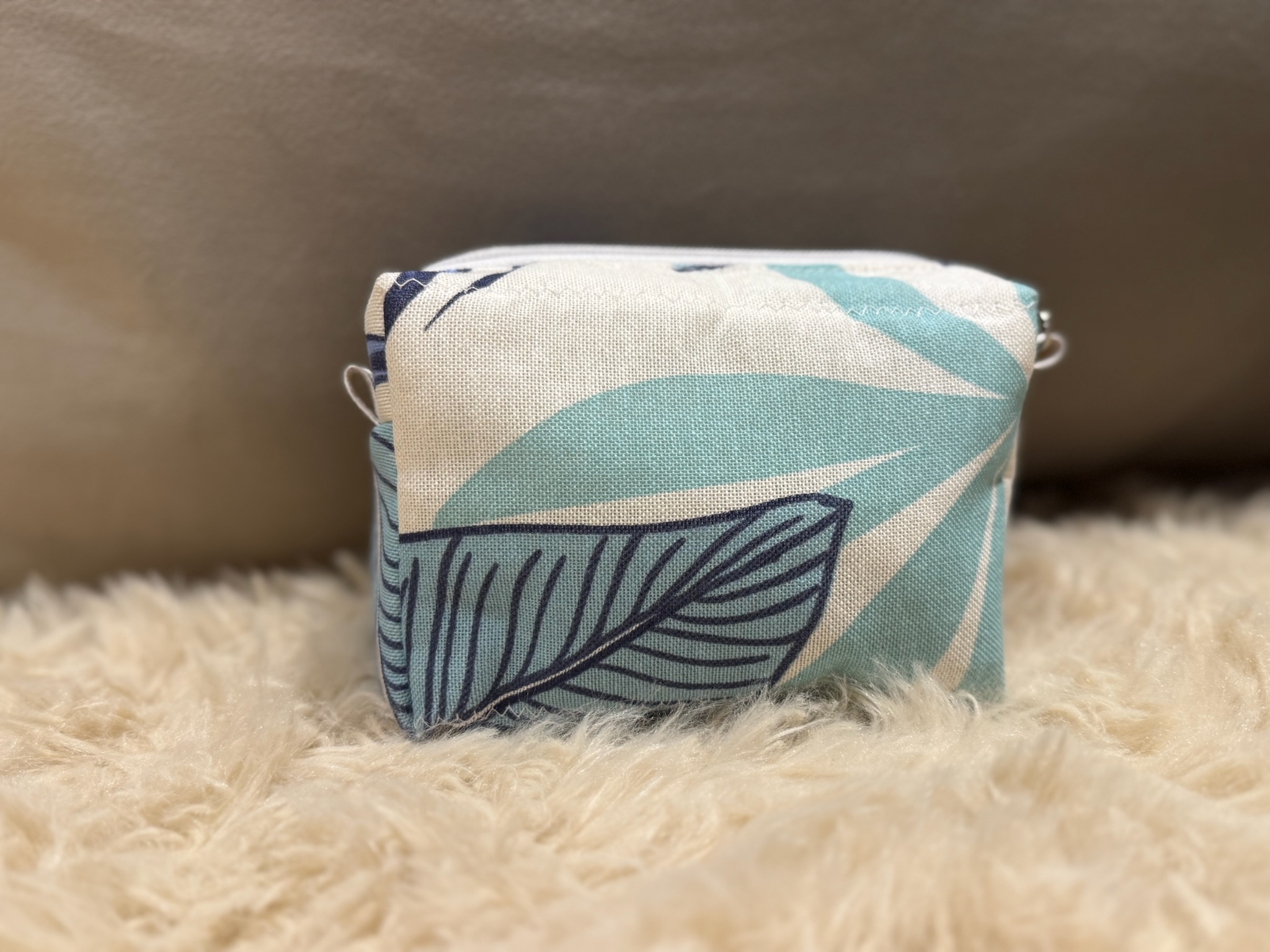 Neceser artesanal de lino crudo